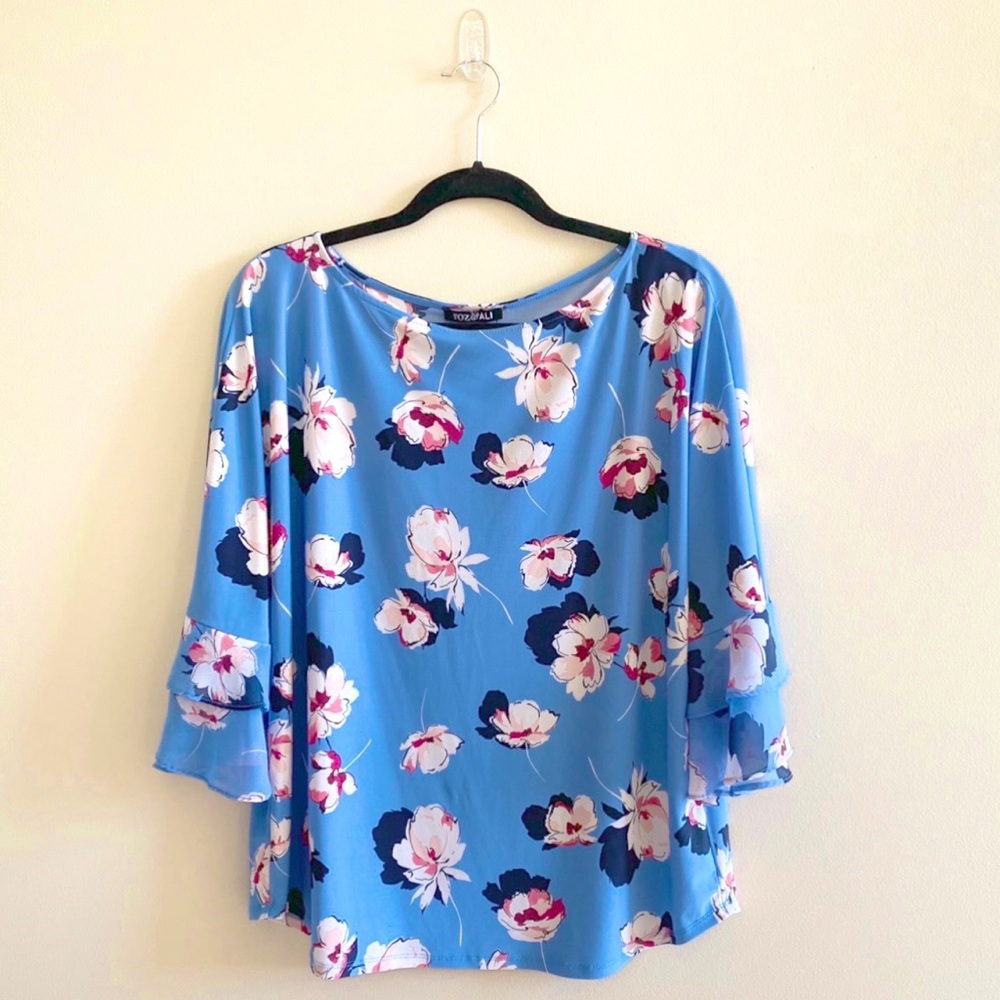 Roz & Ali Ruffle Sleeve Blue Floral Blouse - L
